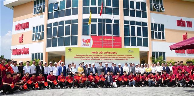 N&G Group proudly welcomes former President Trương Tấn Sang and Deputy Prime Minister Nguyễn Chí Dũng to visit and survey the Vietnam – Japan Techno Park Complex at the Hanoi Southern Supporting Industrial Park (HANSSIP).