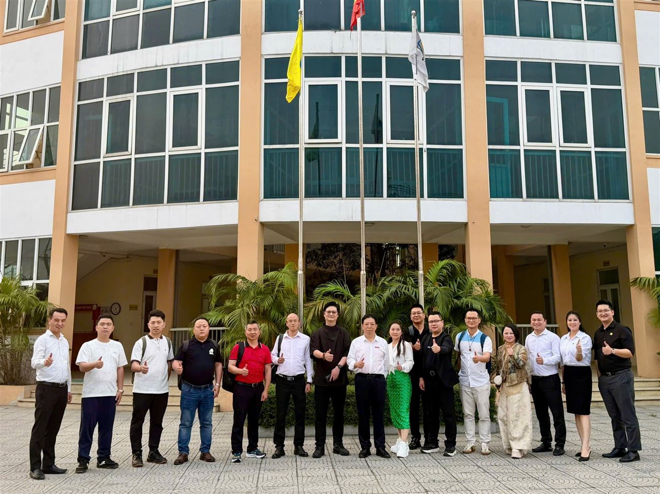 KẾT NỐI ĐẦU TƯ TRONG BỐI CẢNH MỚI: HIỆP HỘI DOANH NGHIỆP TỈNH QUẢNG ĐÔNG (TRUNG QUỐC) THAM QUAN VÀ LÀM VIỆC TẠI KCN HỖ TRỢ NAM HÀ NỘI (HANSSIP) & TẬP ĐOÀN N&G VIỆT NAM